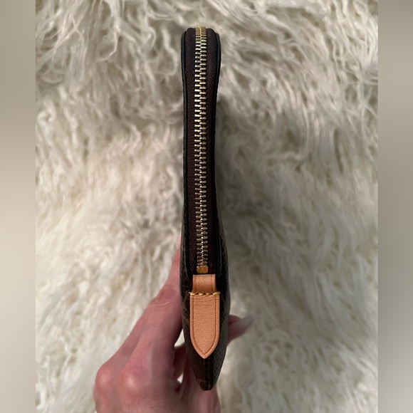 Louis Vuitton Monogram Etui Voyage PM Pouch - Picture 5 of 12